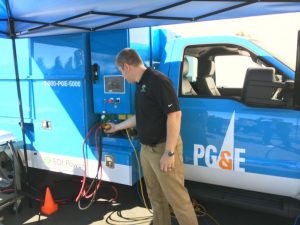 PG&E Unveils New Class 6 Hybrid Electric Truck