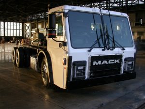Wrightspeed Mack Partner on New Electric Garbage Truck